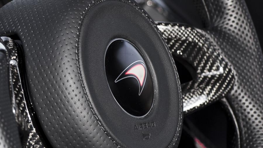  McLaren MP4-12C 2009 года  (фото 213 из 268)